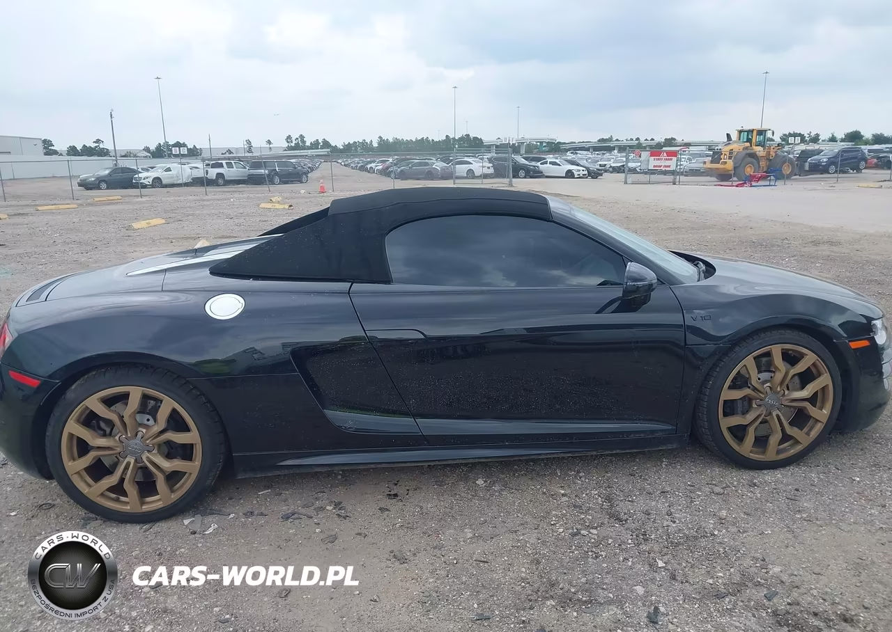 2012 Audi R8 5.2L VIN:WUAVNAFGXCN003015 - 13