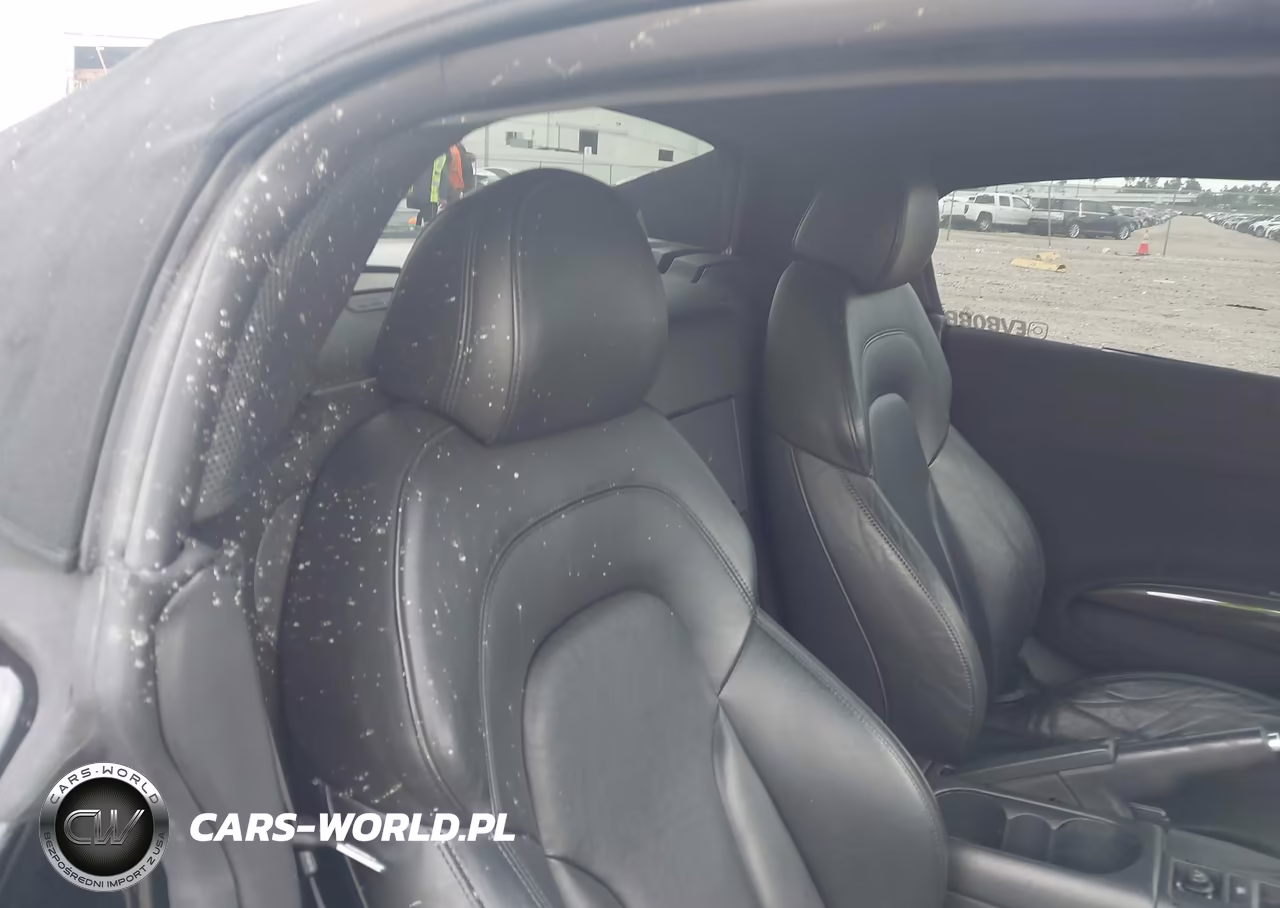 2012 Audi R8 5.2L VIN:WUAVNAFGXCN003015 - 8
