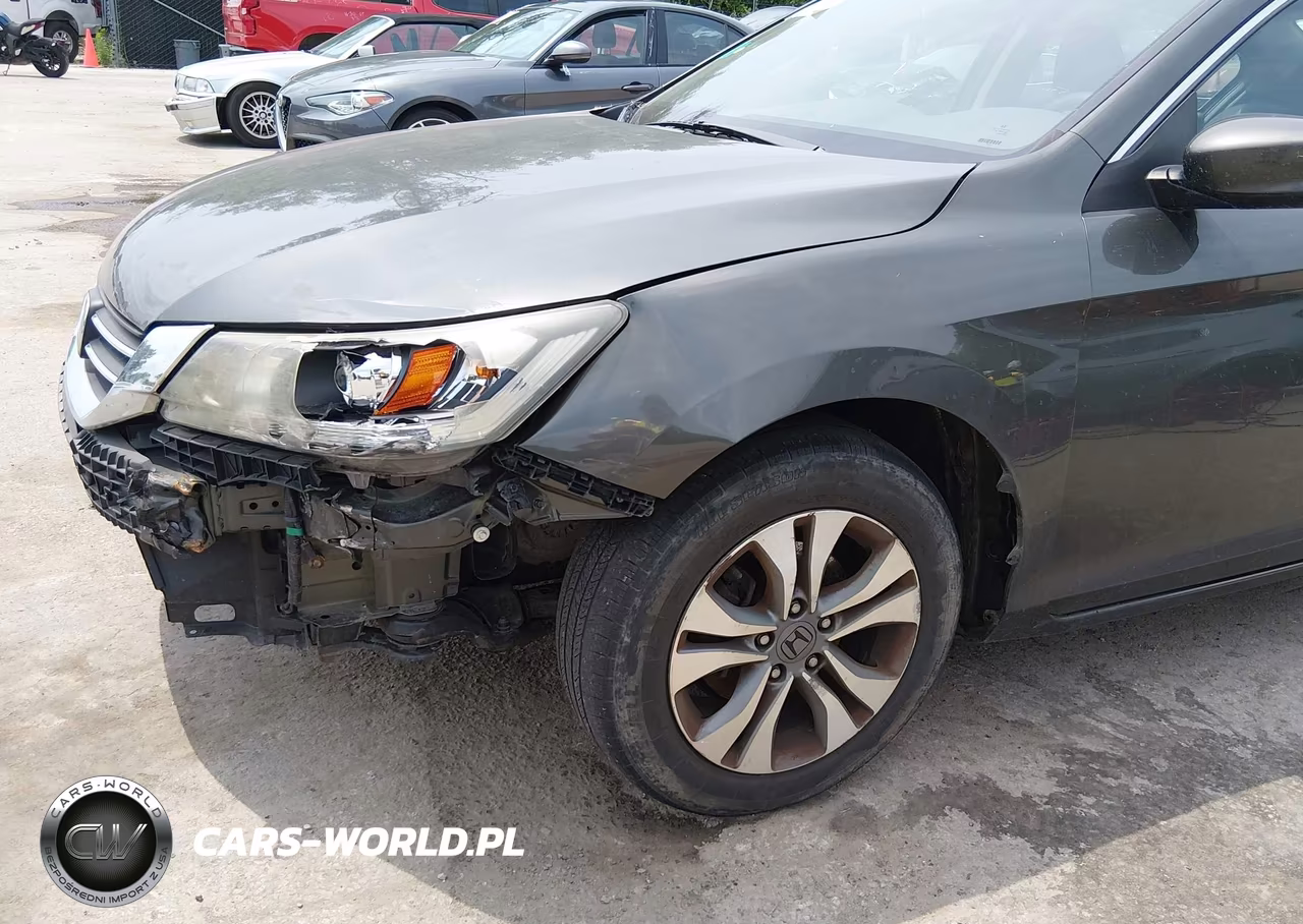 2015 Honda Accord Lx VIN:1HGCR2F32FA011733 - 19
