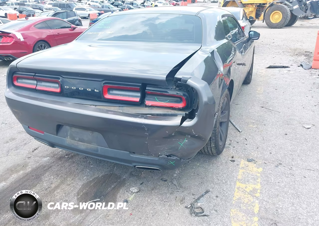 2017 Dodge Challenger Sxt VIN:2C3CDZAG3HH638031 - 6