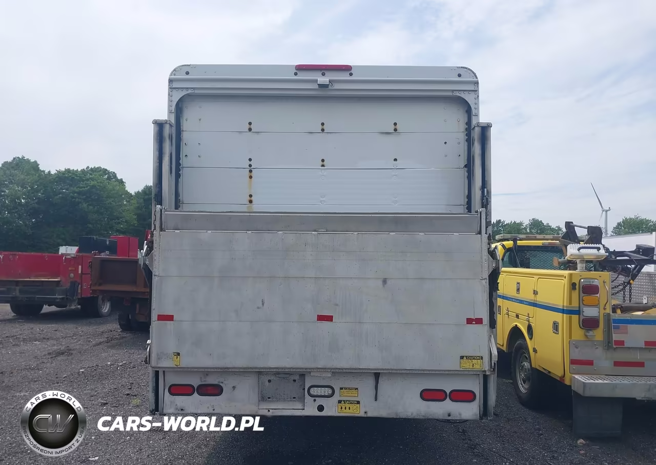 2009 Freightliner Chassis M Line Walk-In Van VIN:4UZAAPDU09CAM0614 - 19