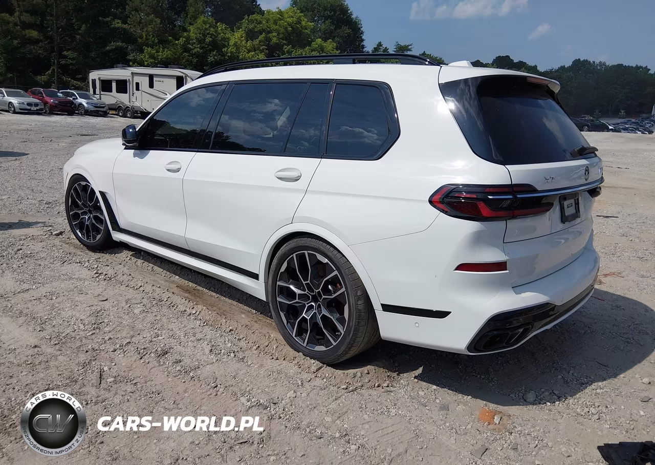 2023 BMW X7 M60I VIN:5UX33EM04P9P47469 - 3