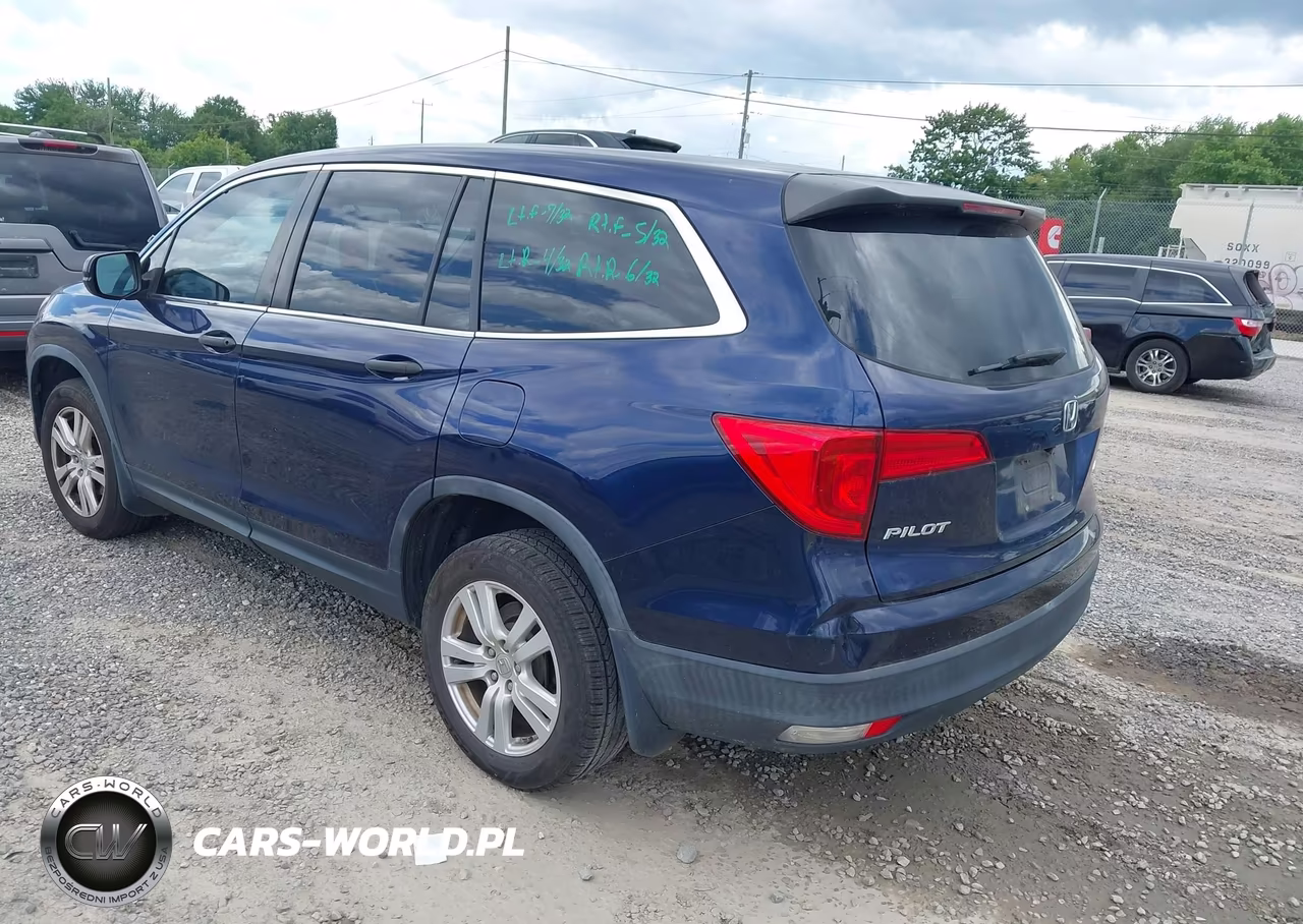 2018 Honda Pilot Lx VIN:5FNYF6H16JB040085 - 3