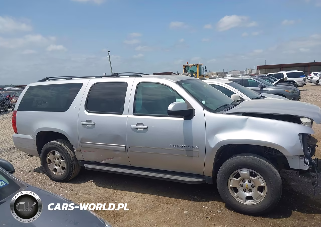 2012 Chevrolet Suburban Lt VIN:1GNSCJE03CR102155 - 13
