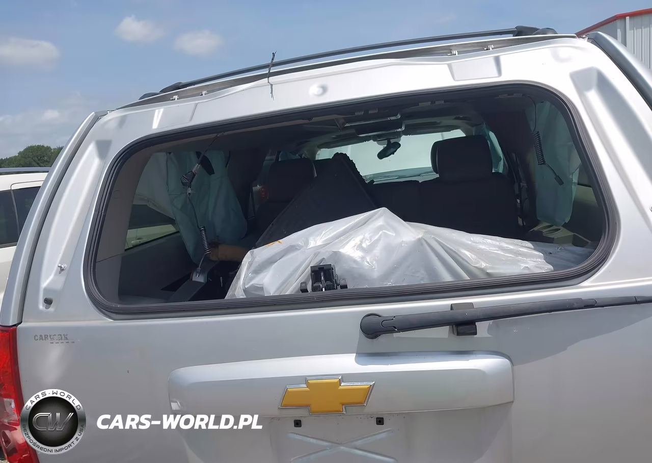 2012 Chevrolet Suburban Lt VIN:1GNSCJE03CR102155 - 18