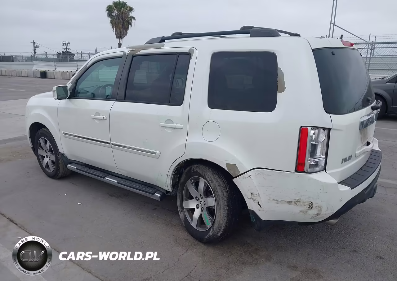 2013 Honda Pilot Touring VIN:5FNYF3H99DB035150 - 3