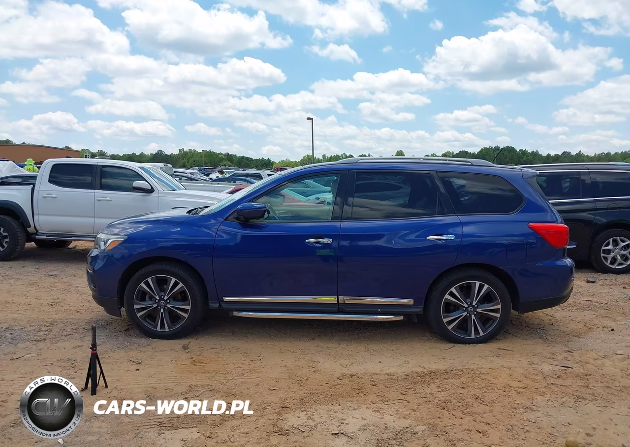 2017 Nissan Pathfinder Platinum VIN:5N1DR2MN2HC652522 - 14