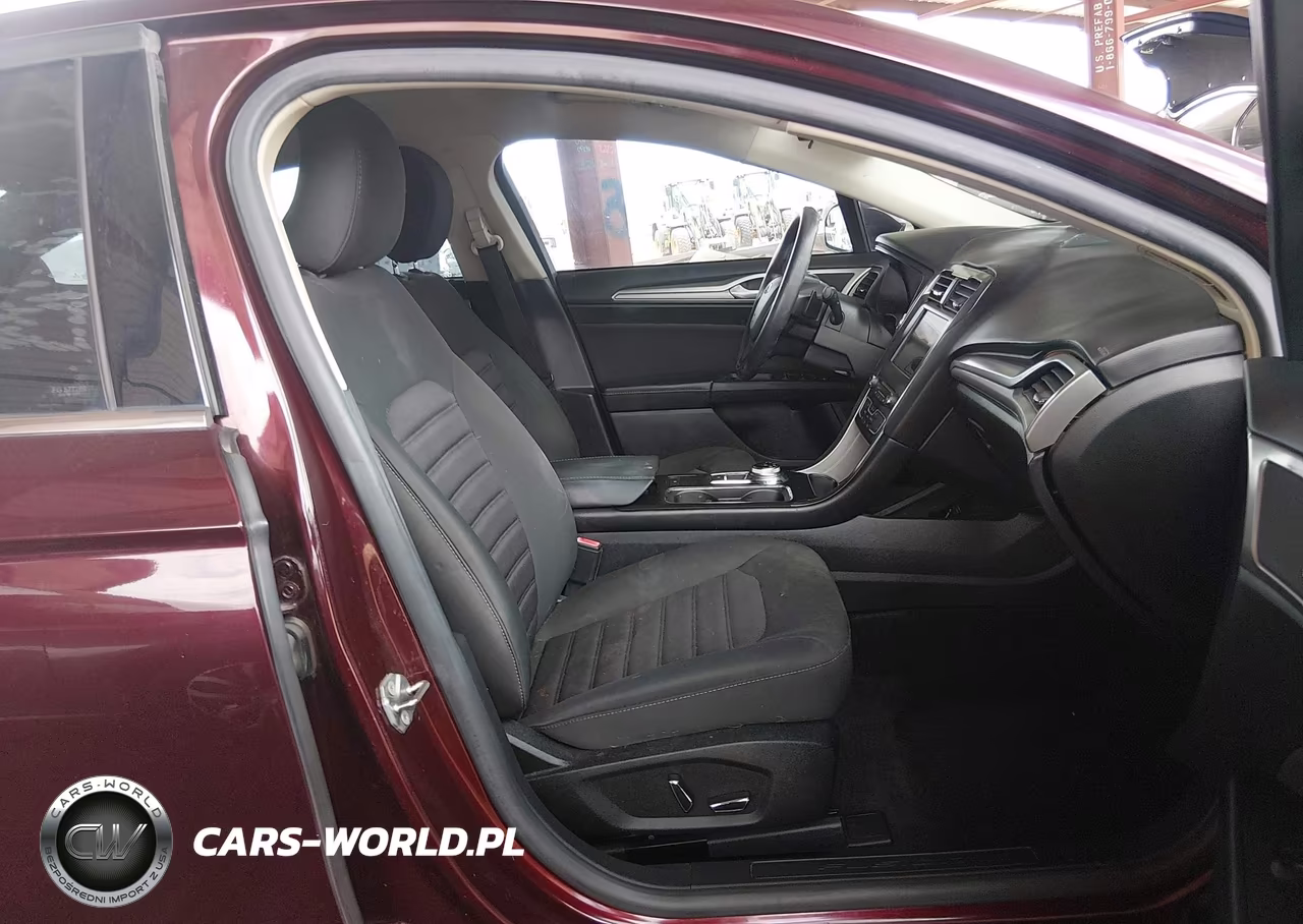 2018 Ford Fusion Se VIN:3FA6P0HD1JR273114 - 5