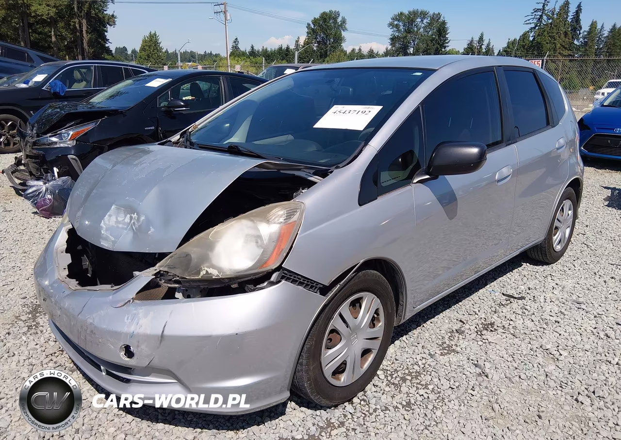 2011 Honda Fit VIN:JHMGE8H39BC015125 - 2