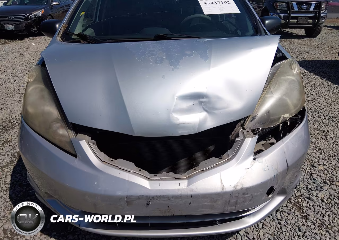 2011 Honda Fit VIN:JHMGE8H39BC015125 - 6