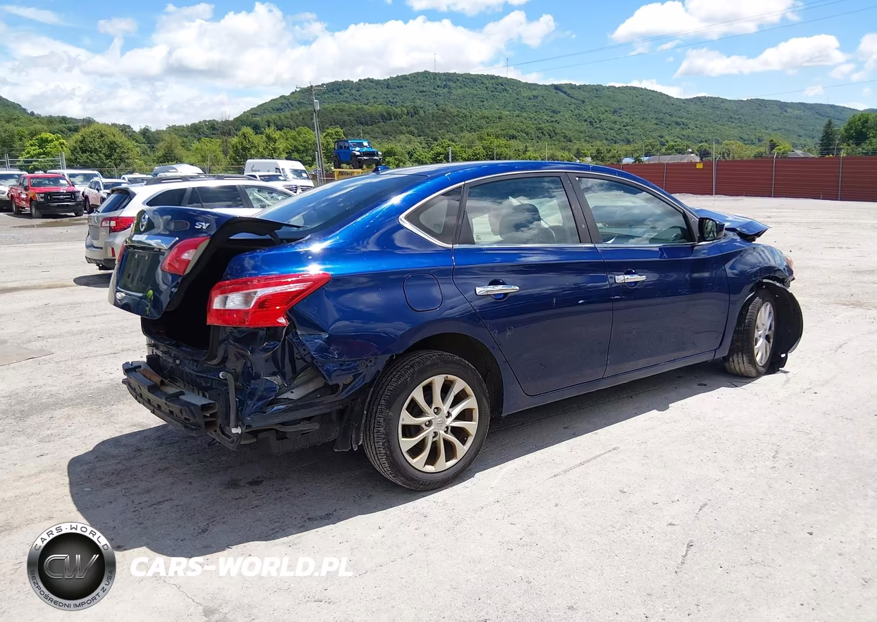 2018 Nissan Sentra Sv VIN:3N1AB7AP2JL626160 - 4