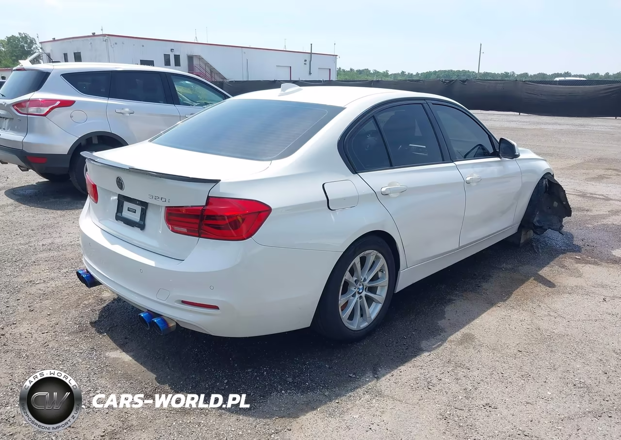 2016 BMW 320 I VIN:WBA8A9C50GK619026 - 4