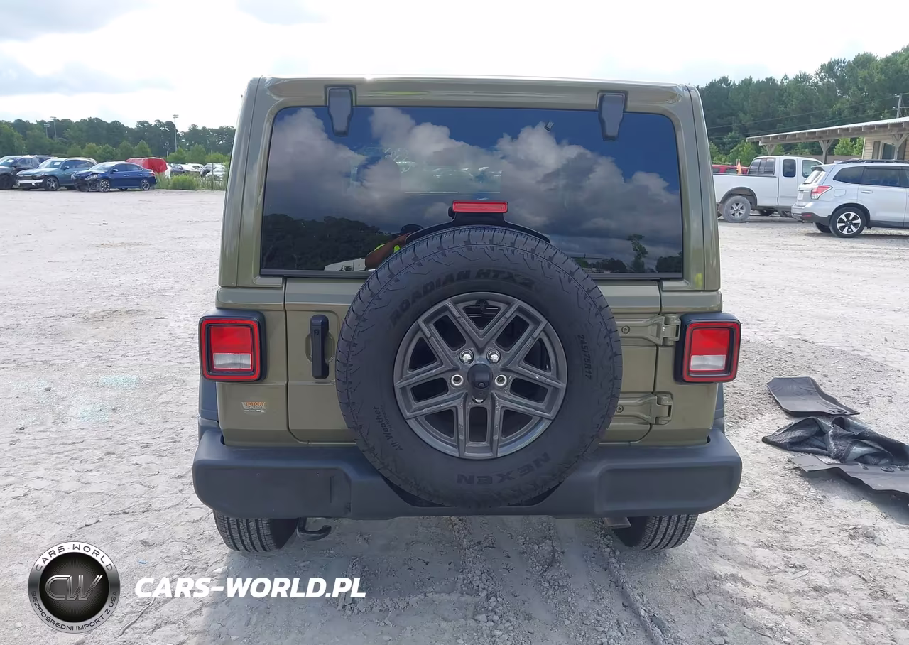 2025 Jeep Wrangler 4-Door Summit 4X4 VIN:1C4PJXDG5SW545736 - 16