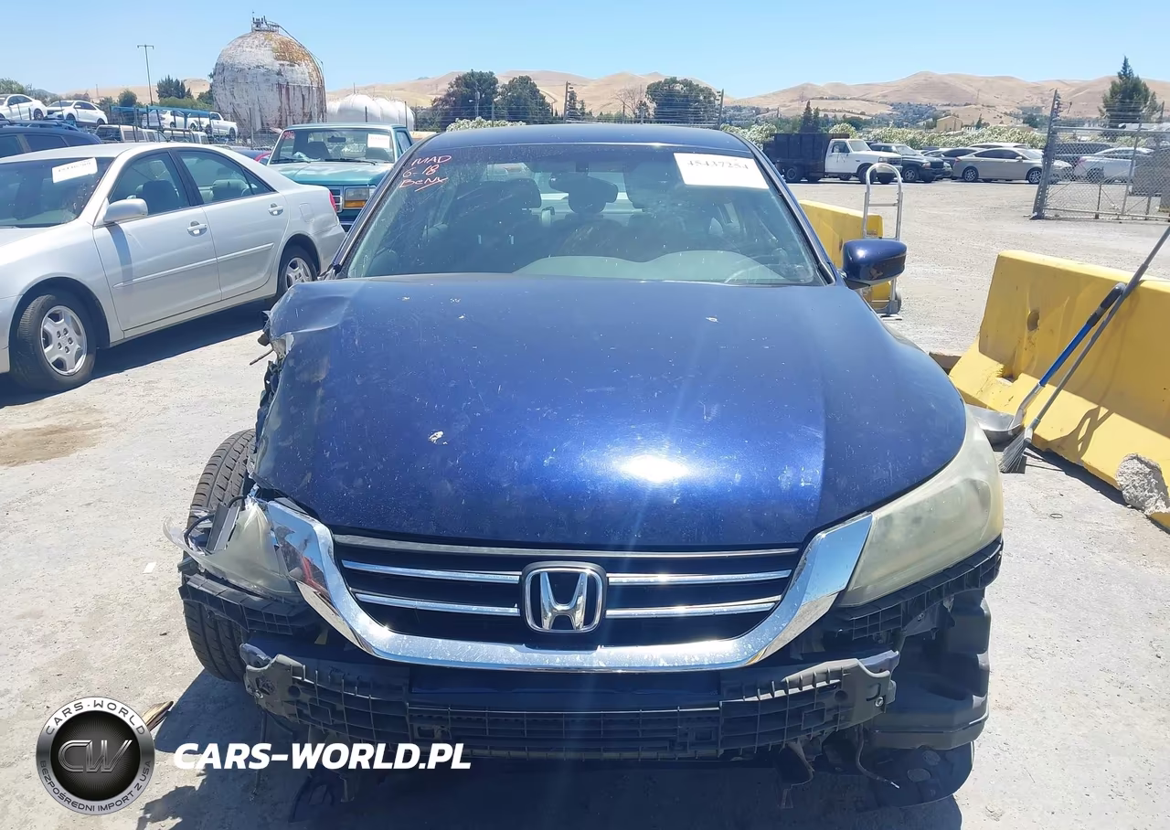 2015 Honda Accord Sport VIN:1HGCR2F52FA039064 - 13