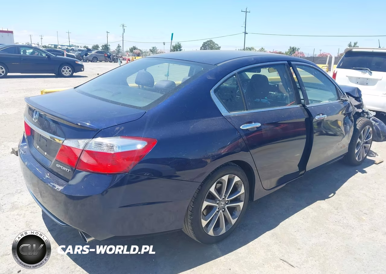 2015 Honda Accord Sport VIN:1HGCR2F52FA039064 - 4