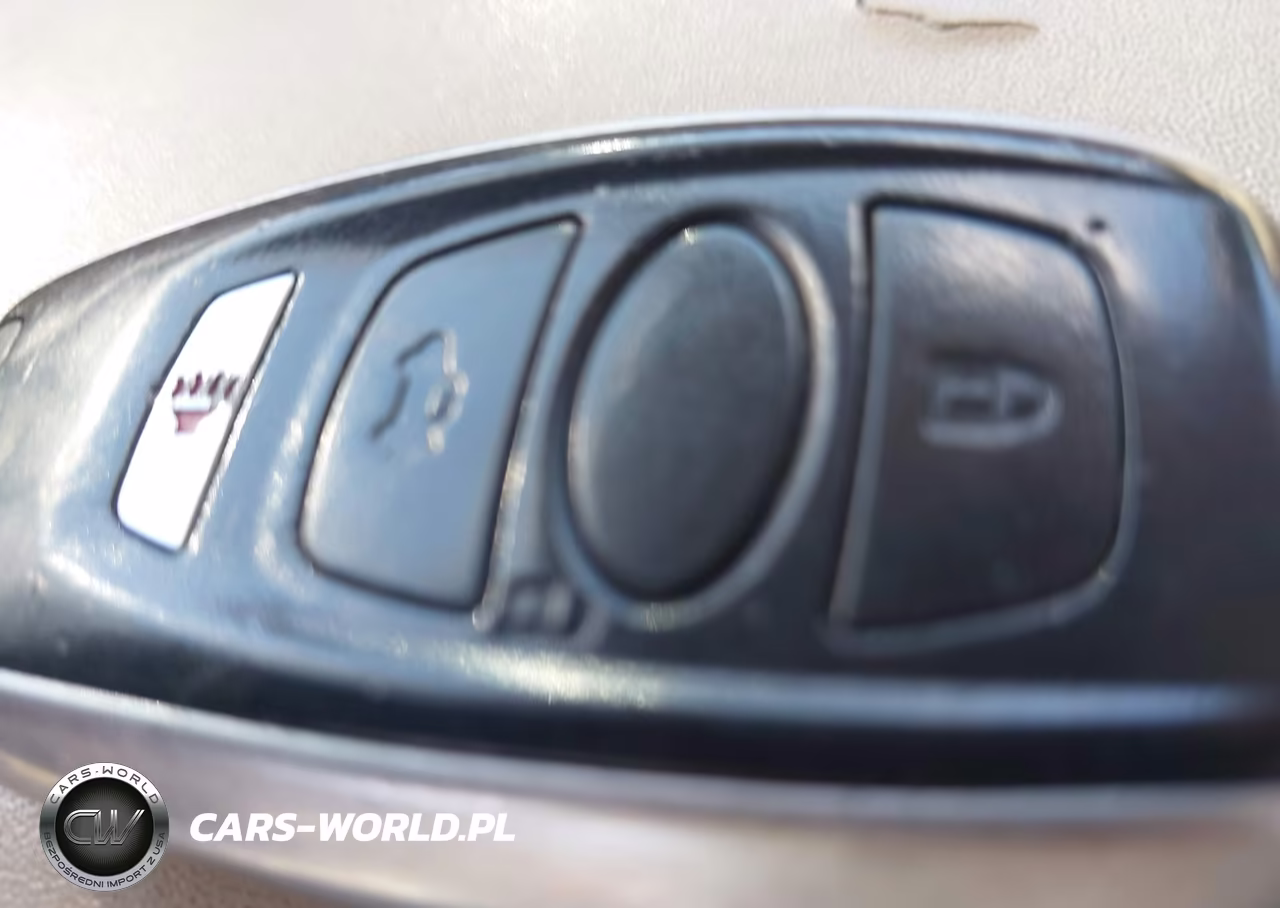 2016 Subaru Legacy 2.5I Limited VIN:4S3BNBN60G3009003 - 11