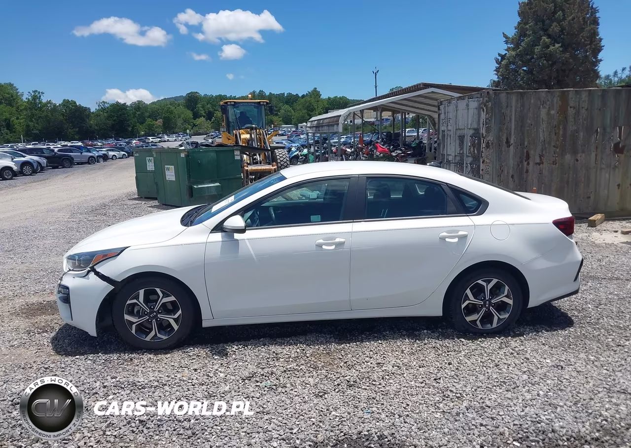 2021 Kia Forte Lxs VIN:3KPF24AD4ME289183 - 14