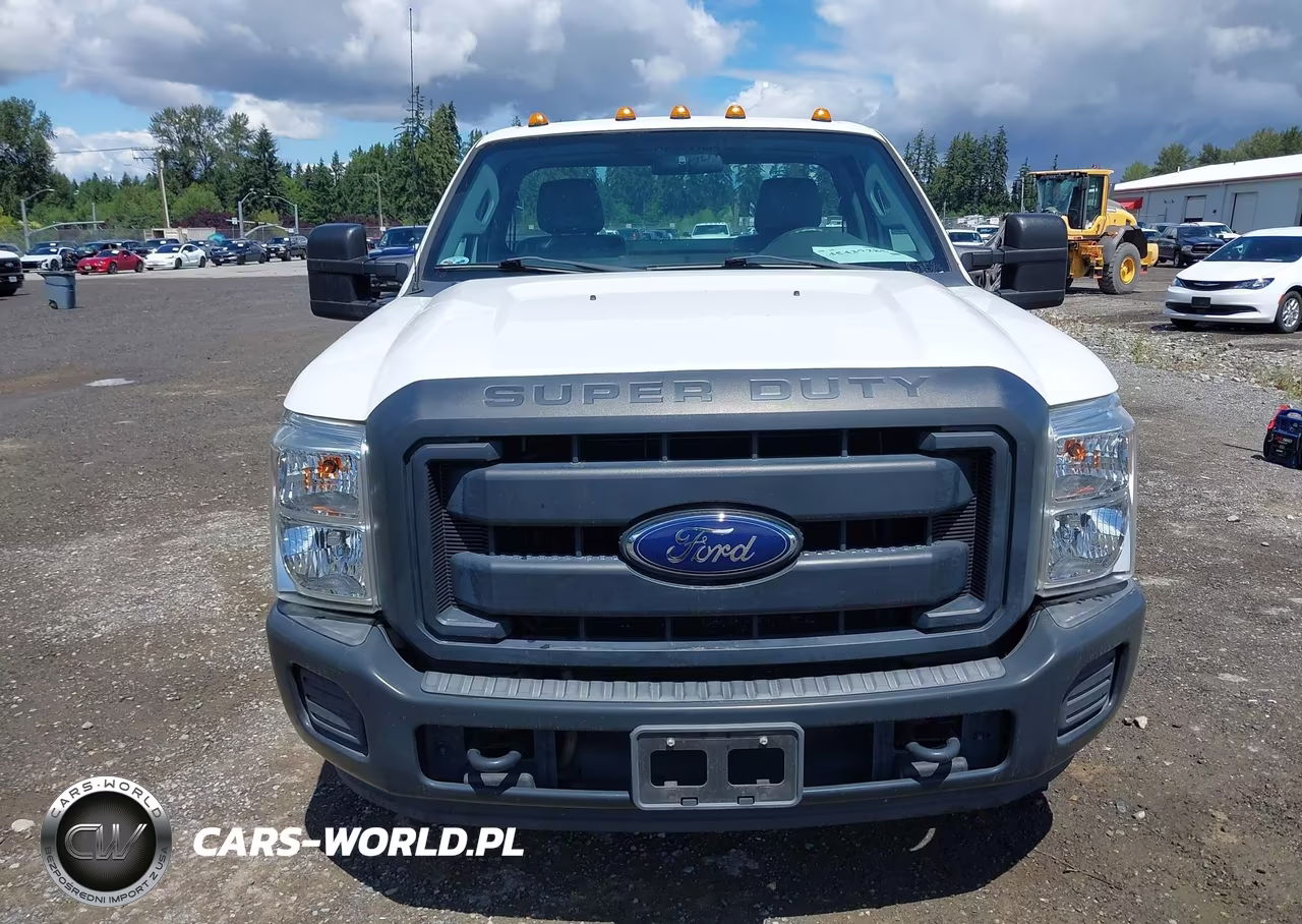 2016 Ford F-350 Chassis Xl-Xlt VIN:1FDRF3G68GEA60084 - 12