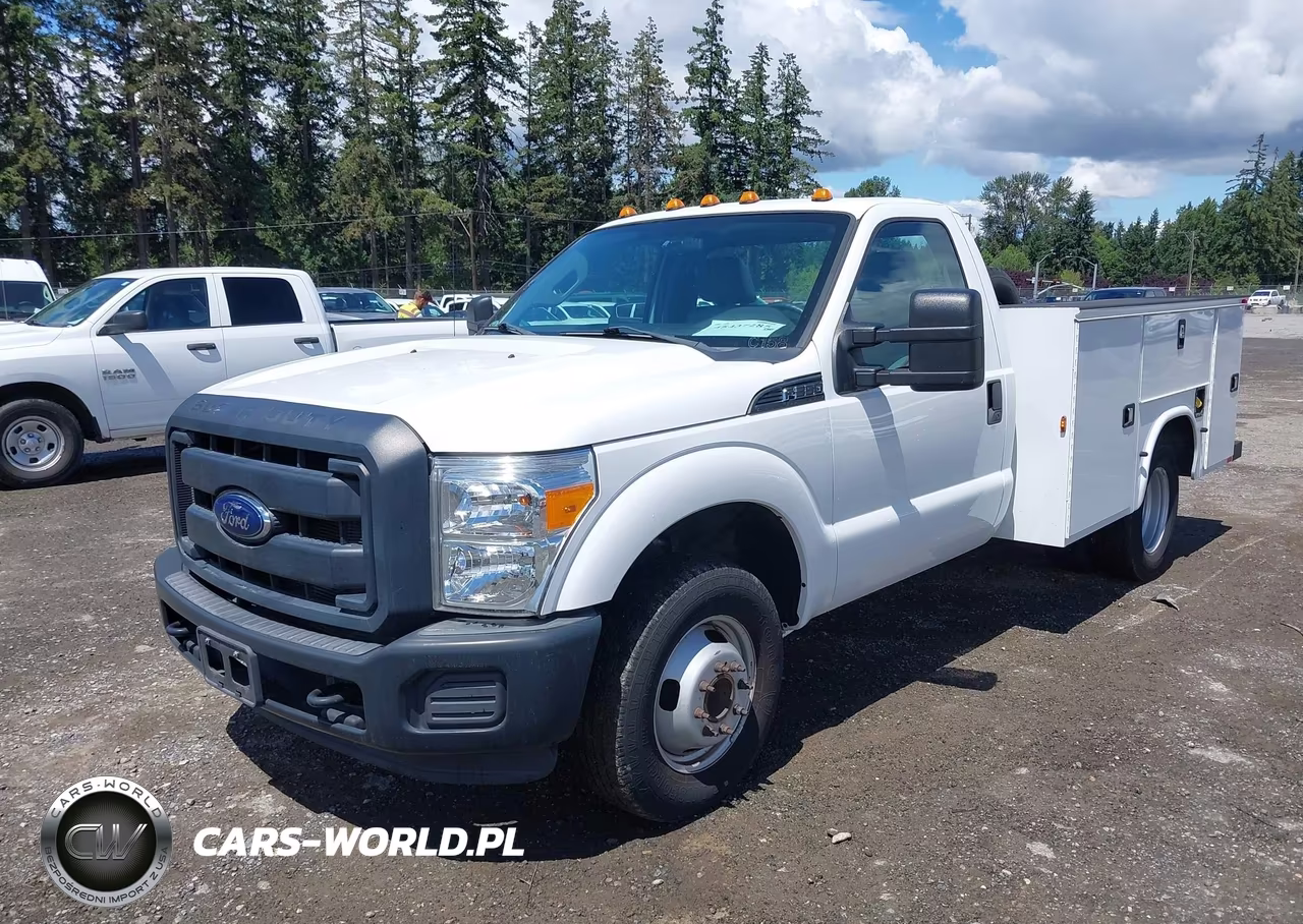2016 Ford F-350 Chassis Xl-Xlt VIN:1FDRF3G68GEA60084 - 2