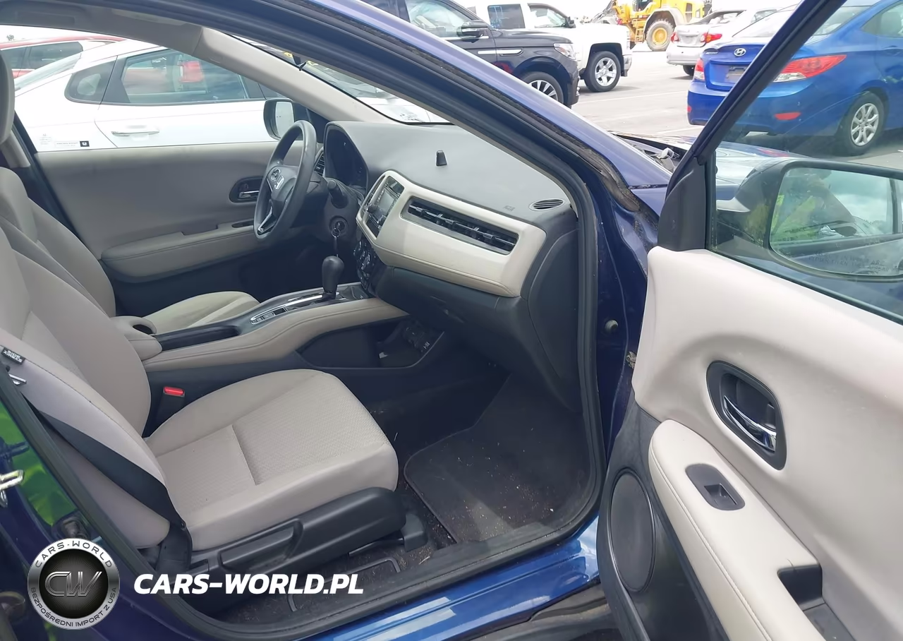 2017 Honda Hr-V Lx VIN:3CZRU6H30HM700682 - 5
