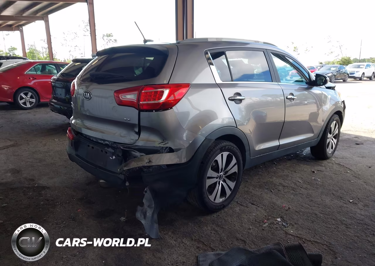 2012 Kia Sportage Ex VIN:KNDPC3A20C7175724 - 4