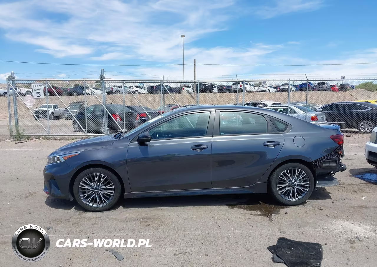 2023 Kia Forte Gt-Line VIN:3KPF54AD7PE597671 - 14