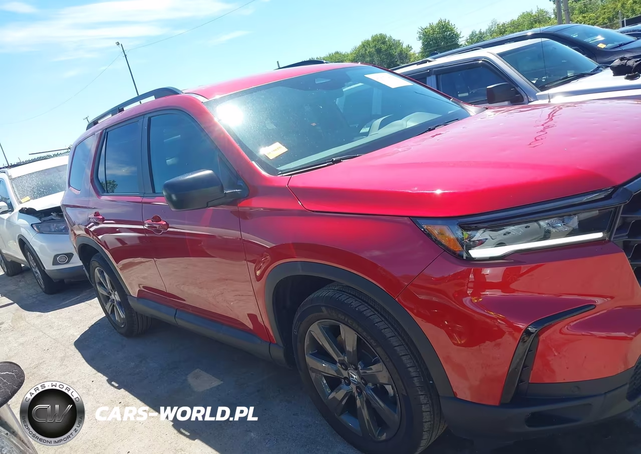 2025 Honda Pilot Sport VIN:5FNYG1H30SB147085 - 13