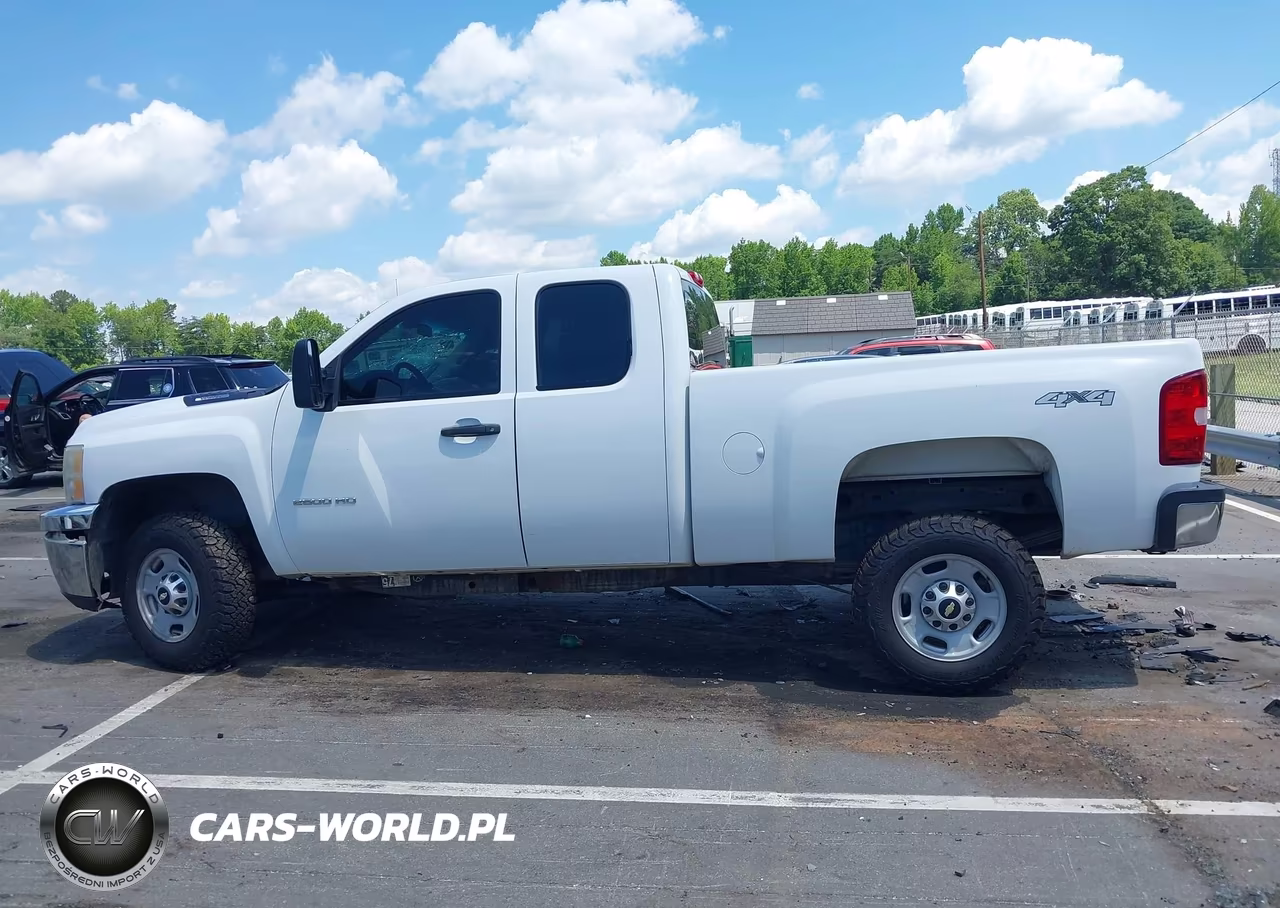 2011 Chevrolet Silverado 2500Hd Work Truck VIN:1GC2KVCG8BZ331464 - 13