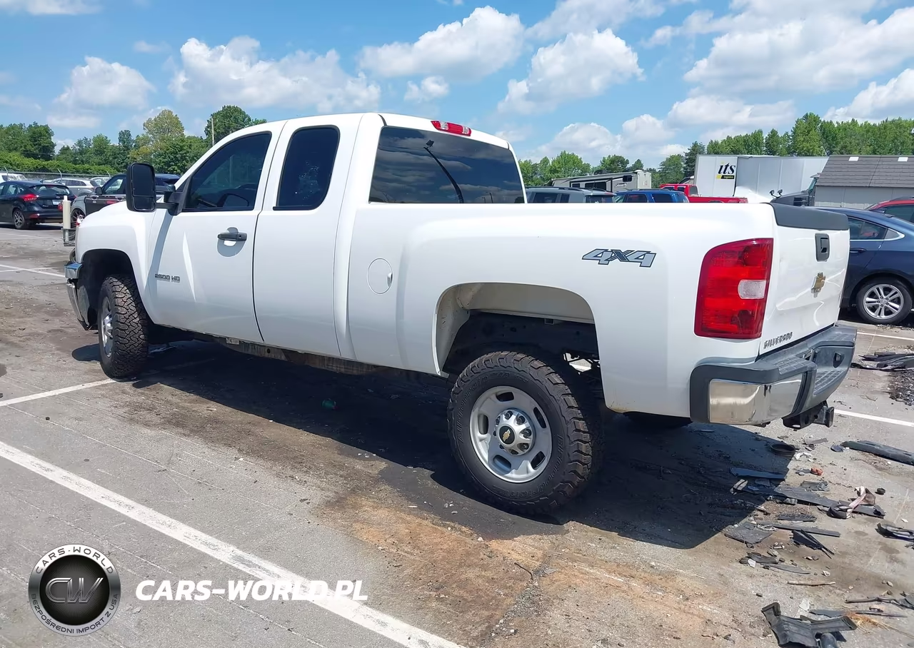 2011 Chevrolet Silverado 2500Hd Work Truck VIN:1GC2KVCG8BZ331464 - 3