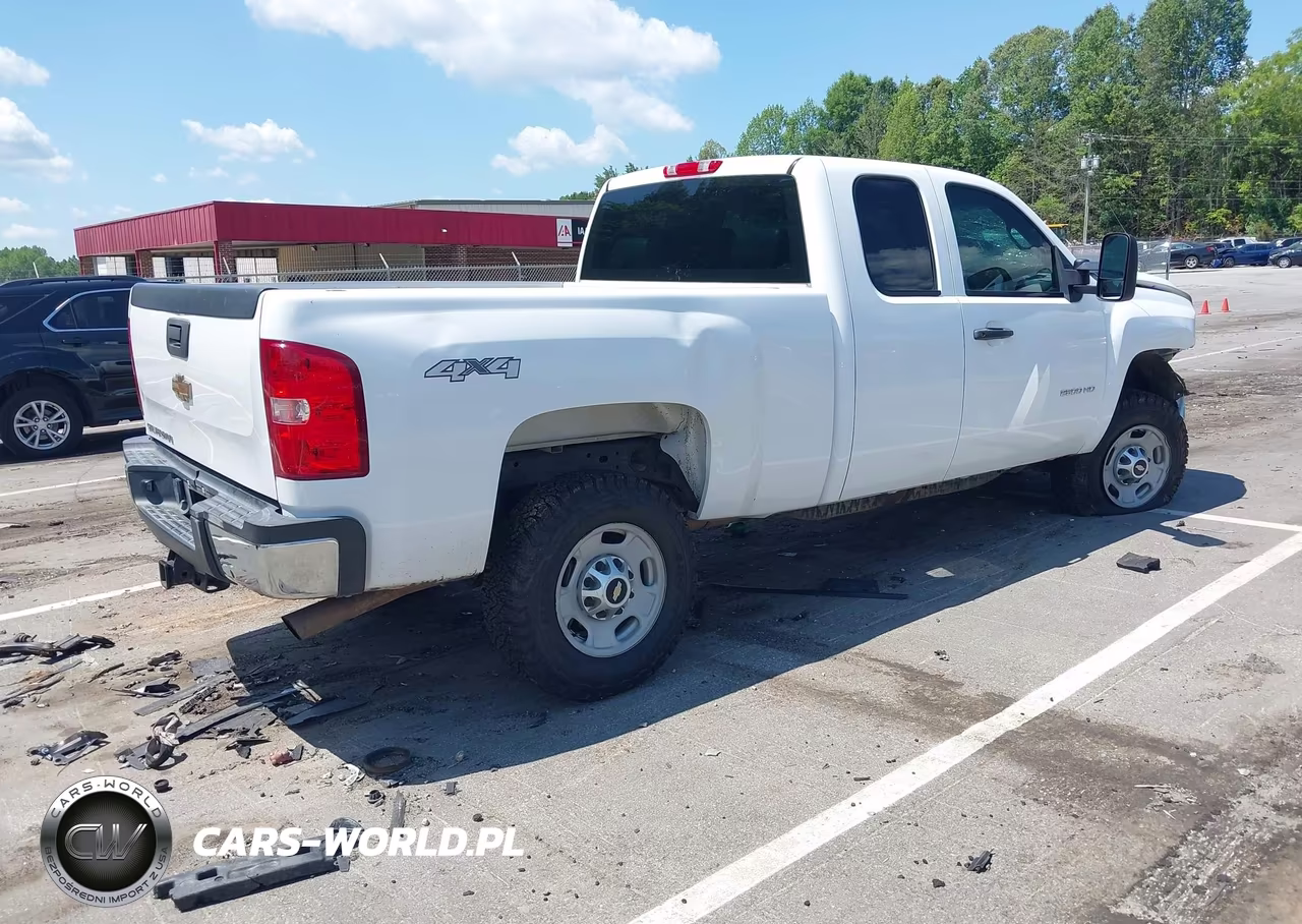 2011 Chevrolet Silverado 2500Hd Work Truck VIN:1GC2KVCG8BZ331464 - 4