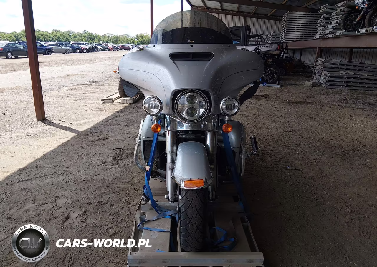 2015 Harley-Davidson Flhtcu Ultra Classic Electra Gld VIN:1HD1FCM1XFB687880 - 5