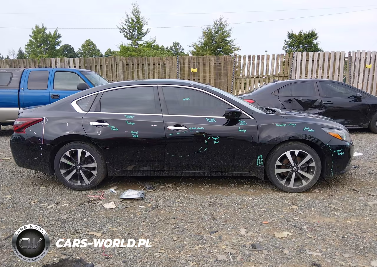 2018 Nissan Altima 2.5 Sr VIN:1N4AL3AP0JC139642 - 14