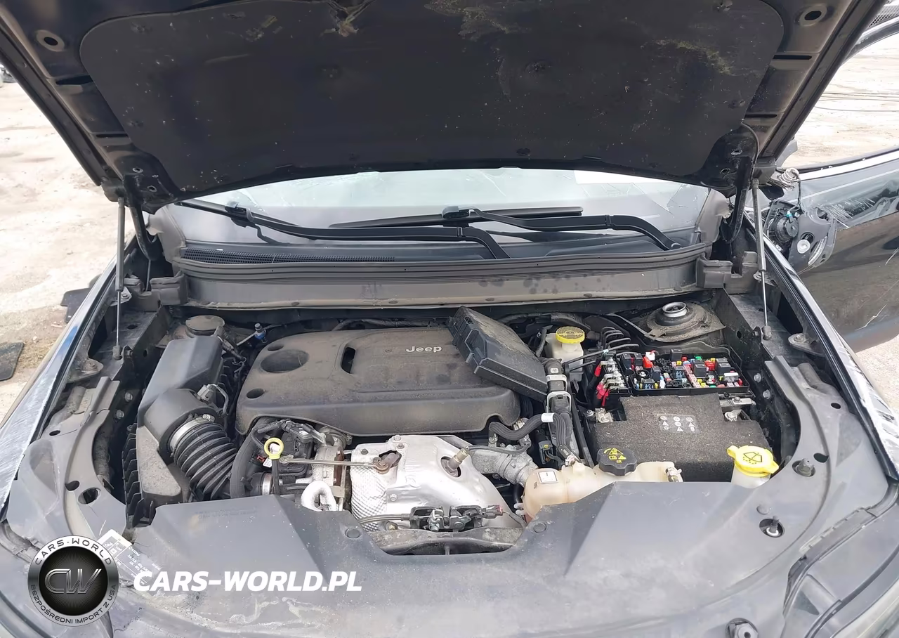 2019 Jeep Cherokee Limited 4X4 VIN:1C4PJMDN4KD214509 - 10