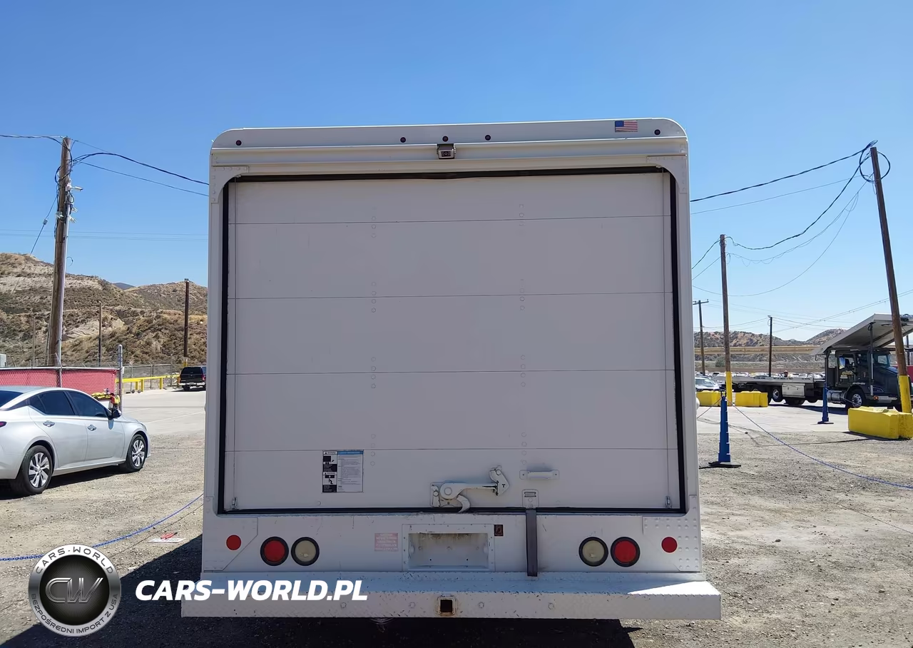 2016 Ford E-350 Stripped VIN:1FC3E3KS8GDC55397 - 18