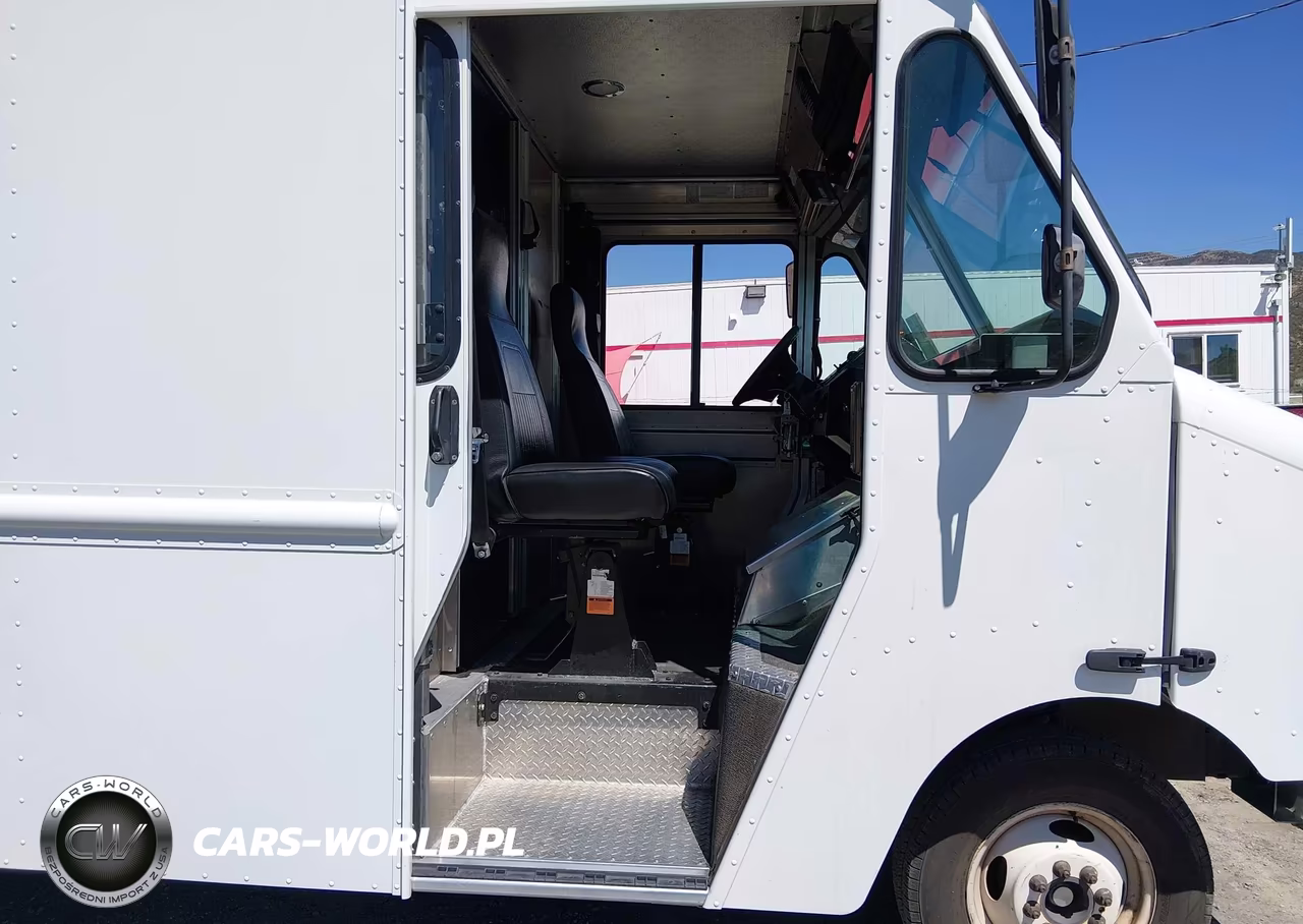 2016 Ford E-350 Stripped VIN:1FC3E3KS8GDC55397 - 5