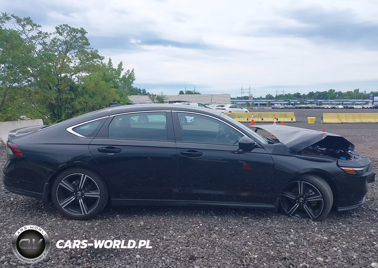 2024 Honda Accord Hybrid Sport VIN:1HGCY2F59RA026013 - 13