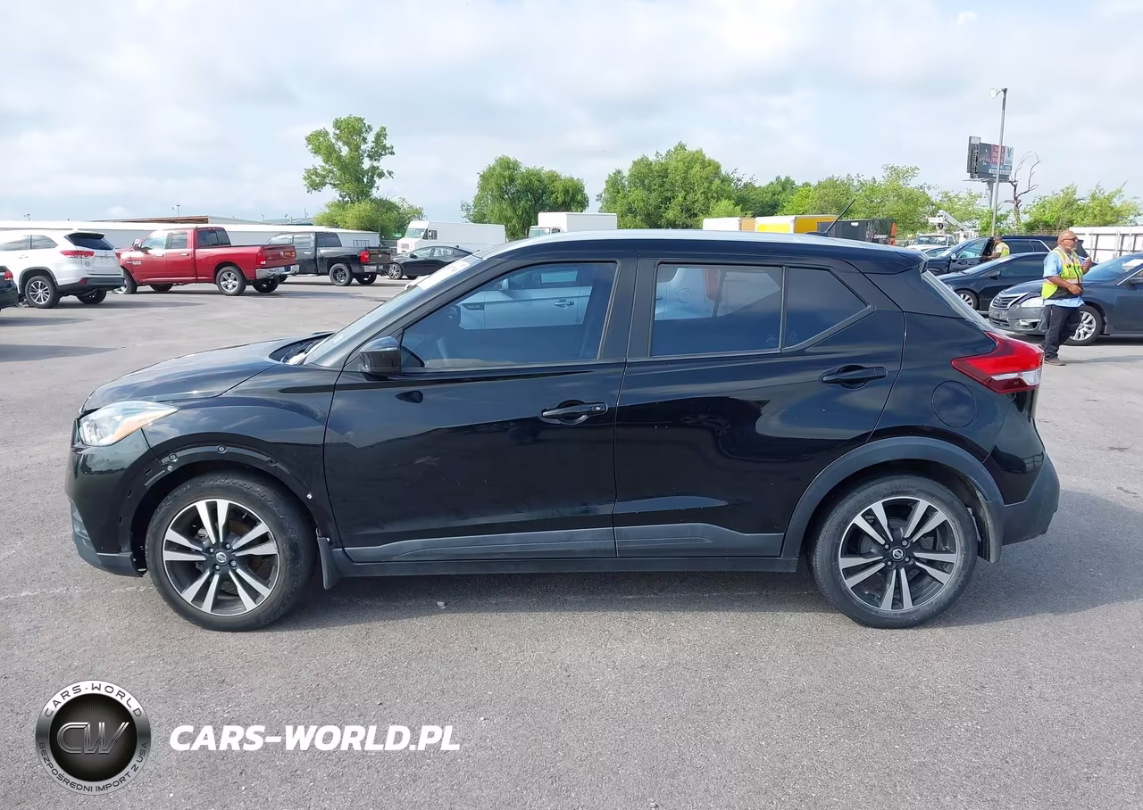 2019 Nissan Kicks Sv VIN:3N1CP5CU6KL509720 - 15