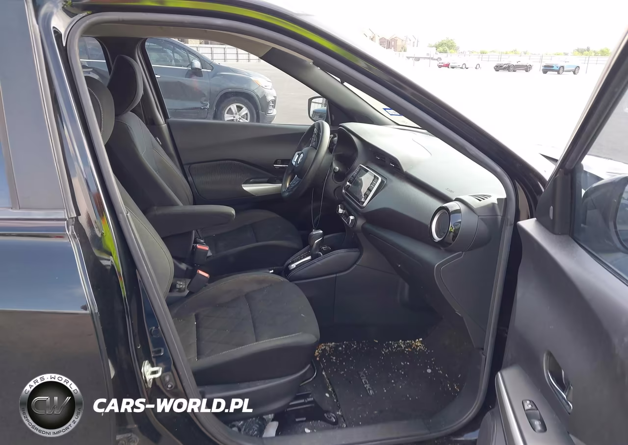 2019 Nissan Kicks Sv VIN:3N1CP5CU6KL509720 - 5