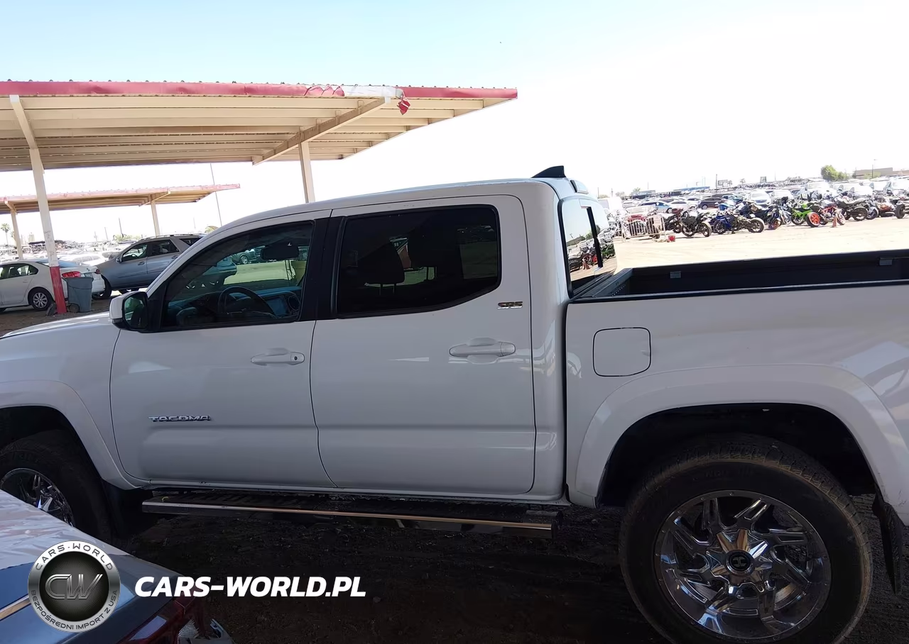 2018 Toyota Tacoma Sr5 V6 VIN:3TMAZ5CN8JM060525 - 15