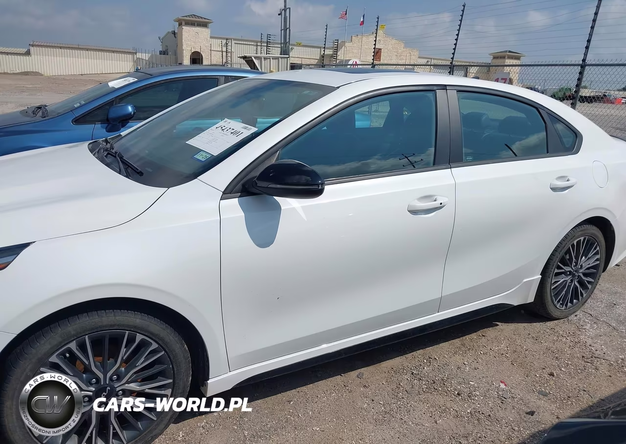 2024 Kia Forte Gt-Line VIN:3KPF54ADXRE718180 - 14