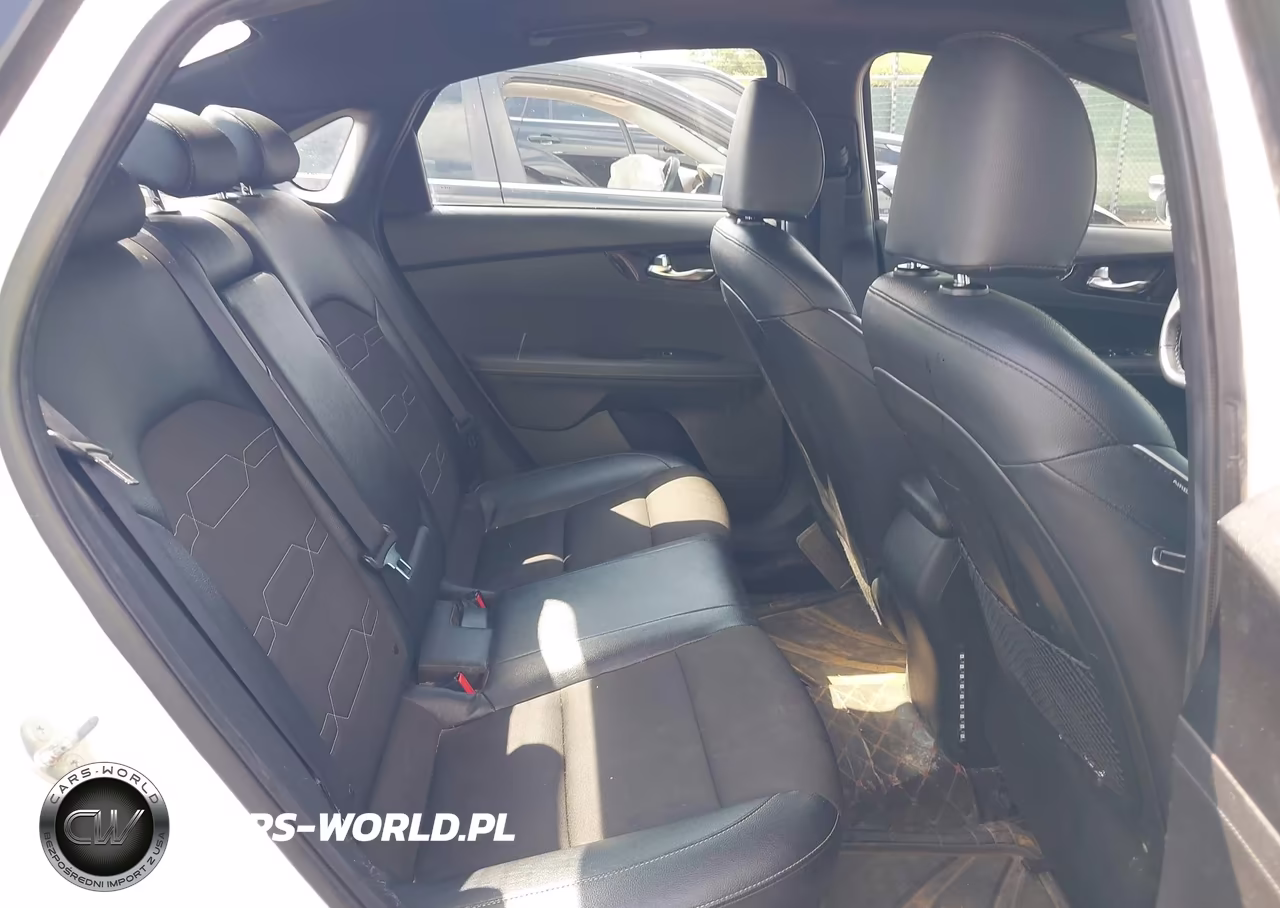 2024 Kia Forte Gt-Line VIN:3KPF54ADXRE718180 - 8