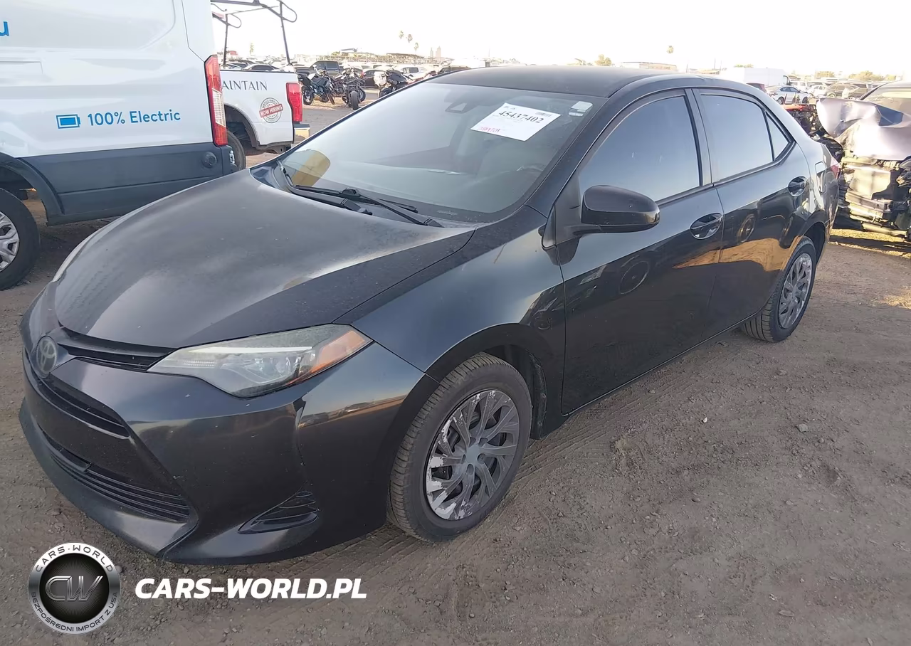 2018 Toyota Corolla Le VIN:2T1BURHE1JC081146 - 2