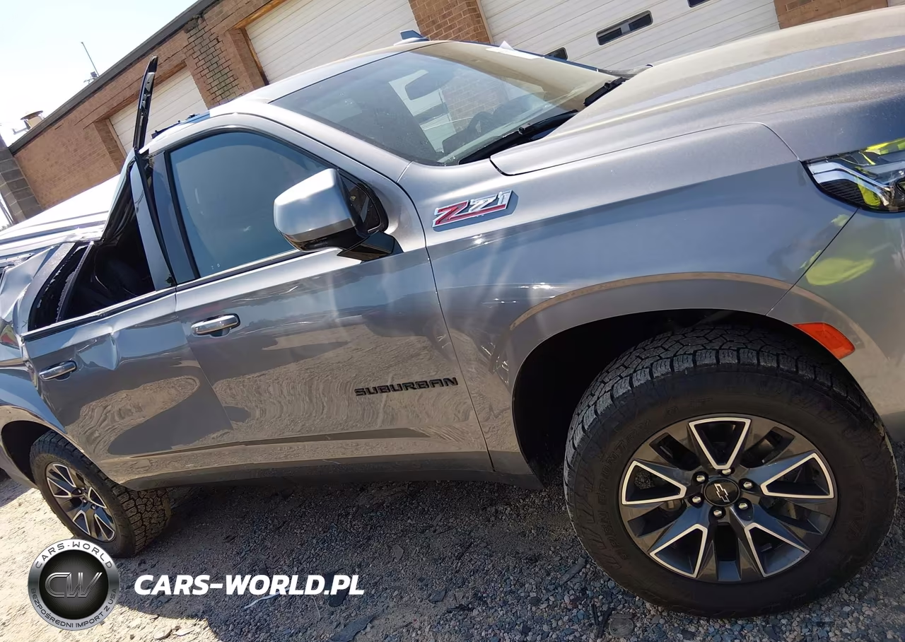 2022 Chevrolet Suburban 4Wd Z71 VIN:1GNSKDKD5NR255151 - 13