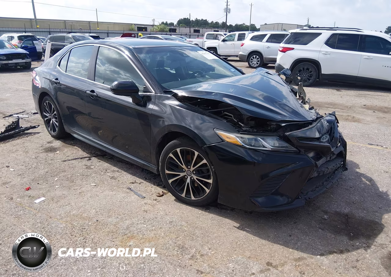2019 Toyota Camry Se – zdjęcie 1 z 17
