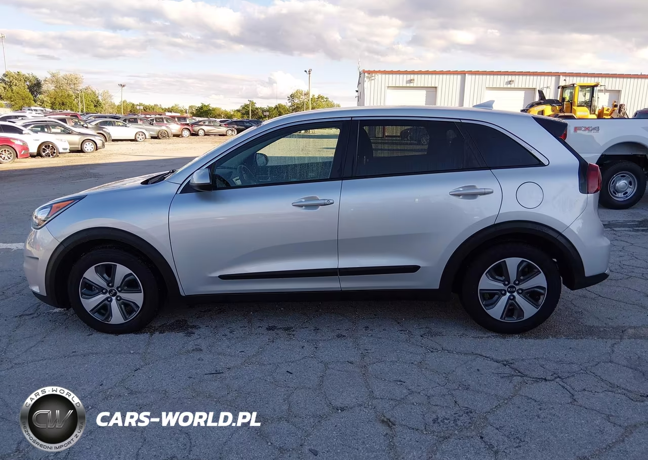 2018 Kia Niro Fe VIN:KNDCB3LC6J5160693 - 19