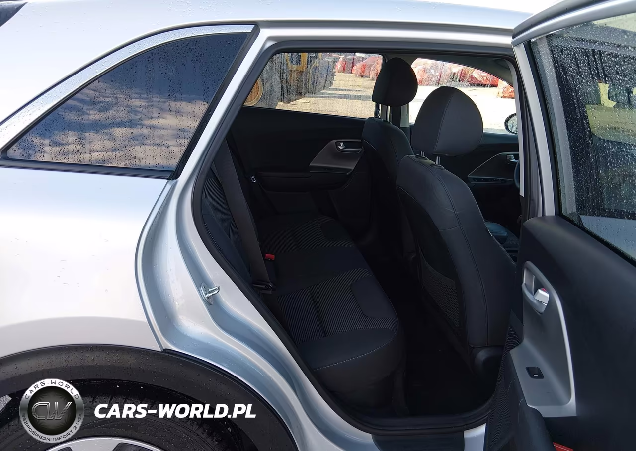 2018 Kia Niro Fe VIN:KNDCB3LC6J5160693 - 8