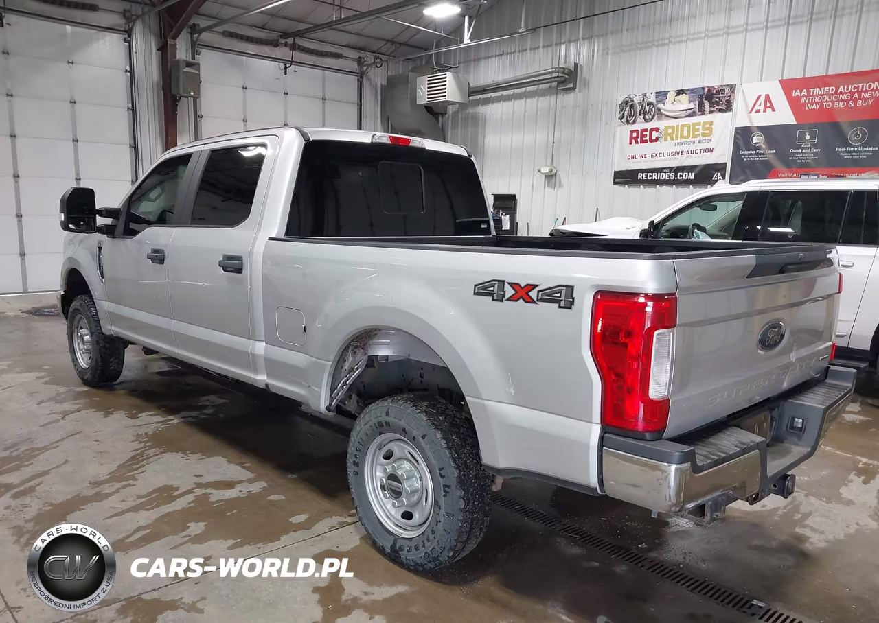 2019 Ford F-250 King Ranch-Lariat-Platinum-Xl-Xlt VIN:1FT7W2B64KEF94057 - 3