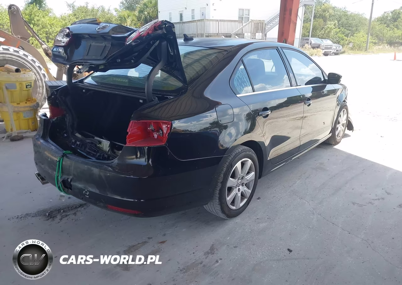 2014 Volkswagen Jetta 1.8T Se VIN:3VWD17AJ6EM221943 - 4