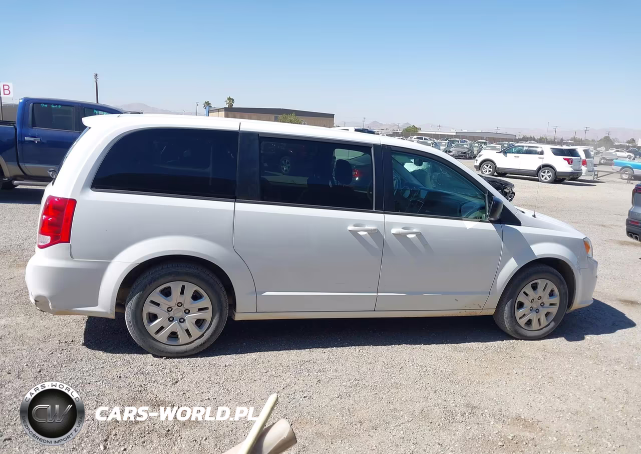 2018 Dodge Grand Caravan Se VIN:2C4RDGBG5JR296509 - 13