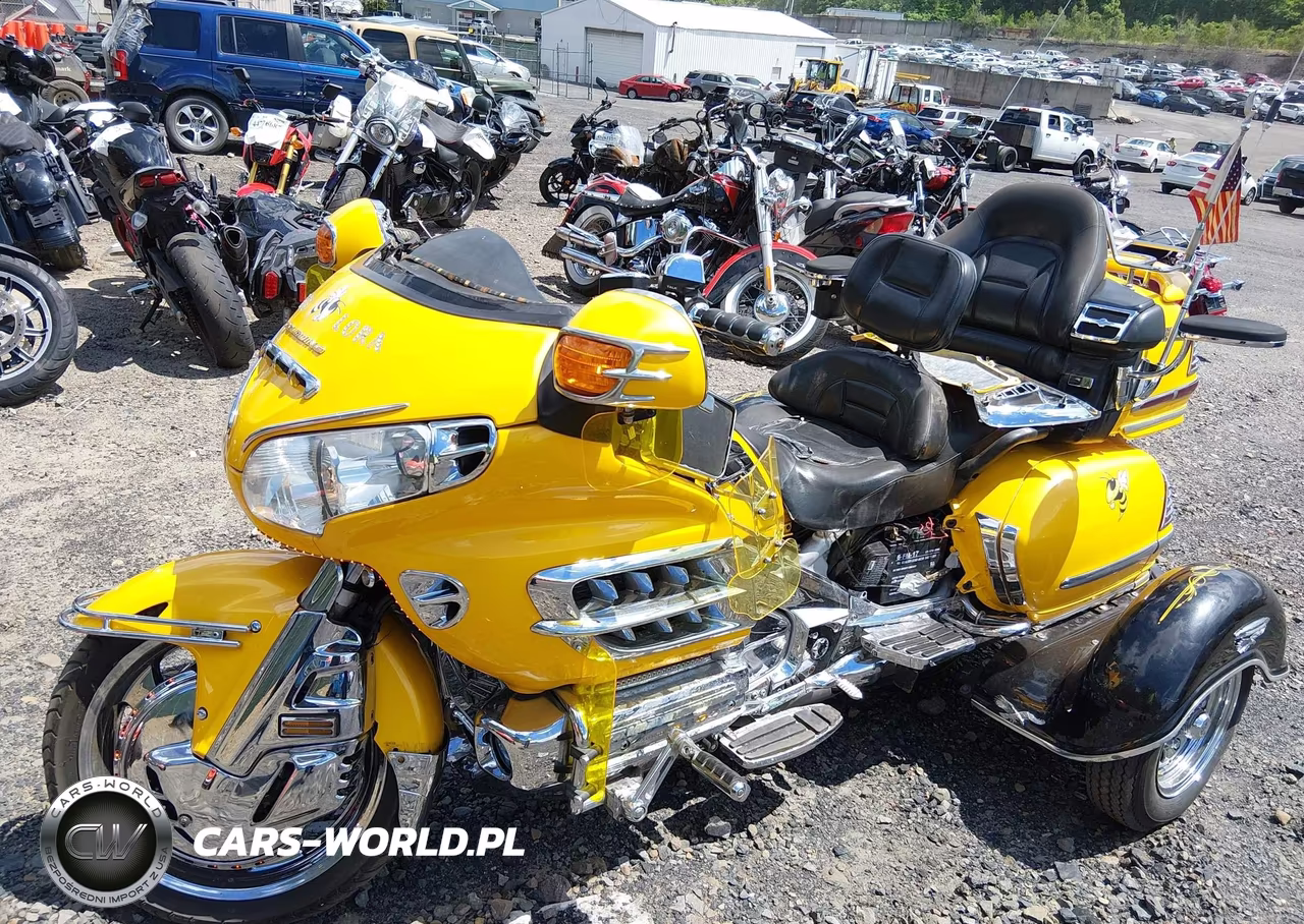 2001 Honda Gl1800 VIN:1HFSC47051A005922 - 2